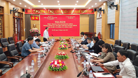 Đoàn công tác của Viện Quản lý Nhà nước và Lao động tổ chức tọa đàm về thực trạng cải cách hành chính tại xã Sìn Hồ