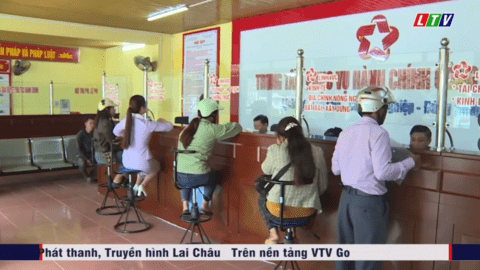 Trung tâm PVHCC xã Sìn Hồ đẩy mạnh ứng dụng công nghệ số trong giải quyết TTHC