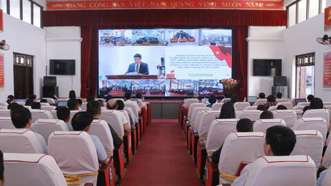 Hội nghị nghiên cứu, học tập, quán triệt một số nghị quyết, chỉ thị của Bộ Chính trị và các văn bản triển khai thực hiện của tỉnh
