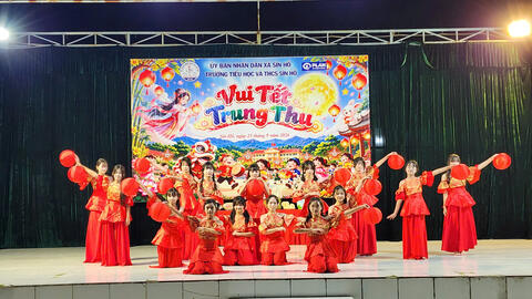 Rộn ràng chương trình “Vui tết trung thu” tại các đơn vị trường học trên địa bàn xã Sìn Hồ