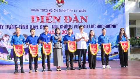 Hơn 1.000 học sinh tham dự diễn đàn xây dựng tình bạn đẹp-nói không với bạo lực học đường năm 2026
