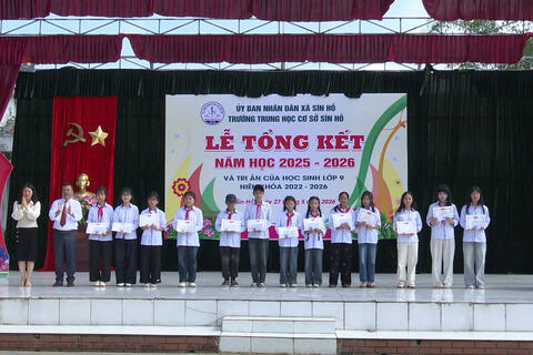 Trường THCS Sìn Hồ tổng kết năm học 2025-2026