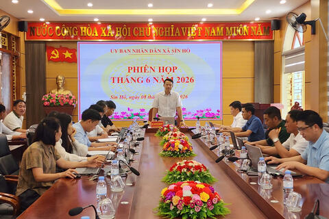 Phiên họp UBND xã tháng 6 năm 2026
