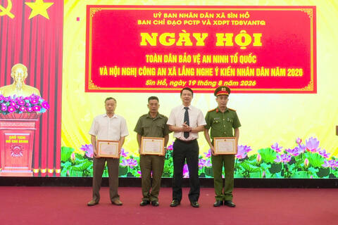 Xã Sìn Hồ tổ chức Ngày hội toàn dân bảo vệ an ninh tổ quốc và diễn đàn công an xã lắng nghe ý kiến nhân dân năm 2026