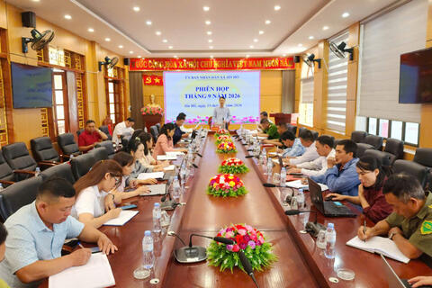 UBND xã Sìn Hồ tổ chức phiên họp tháng 9/2026