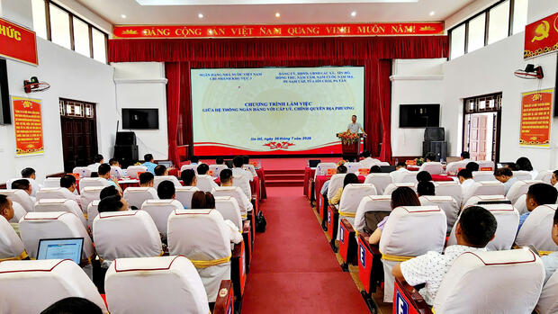 Ngân hàng nhà nước Việt Nam Chi nhánh Khu vực 3 làm việc với cấp ủy, chính quyền các xã Sìn Hồ, Hồng Thu, Nậm Tăm, Nậm Cuổi, Nậm Mạ, Pu Sam Cáp, Tủa Sín Chải, Pa Tần.