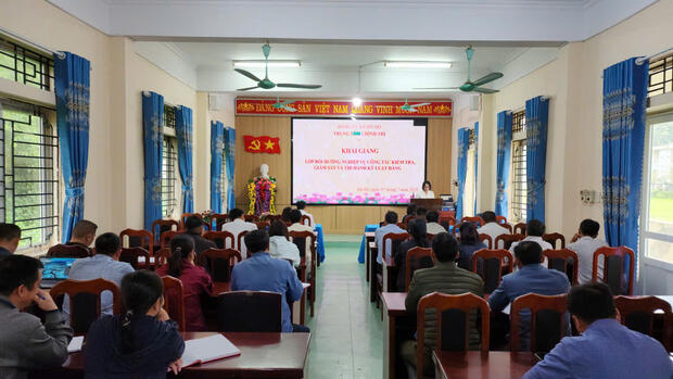 Trung tâm chính trị Sìn Hồ Khai giảng lớp bồi dưỡng nghiệp vụ công tác kiểm tra giám sát và thi hành kỷ luật đảng