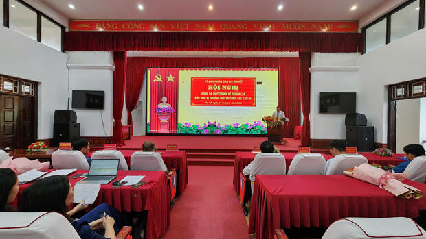 Hội nghị công bố các Quyết định về thành lập các đơn vị trường học và công tác cán bộ